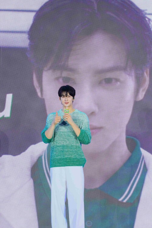 6_Cha-Eunwoo7d227199bddd4d23.jpeg