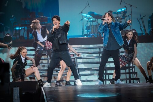 Show-26e842745ec7ef984.jpeg