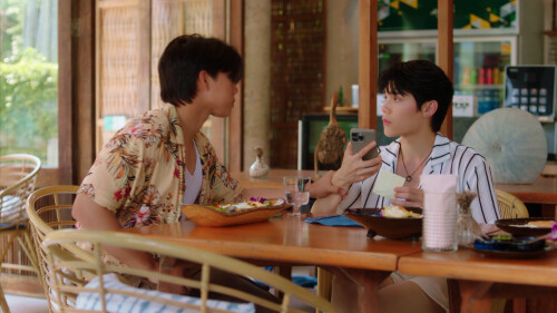 LOVESEA_EP1_GMM_B2-003.00_09_31_05.Still085b4a8af7381282b03.jpeg