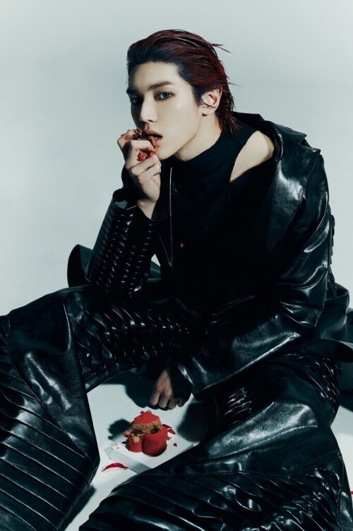 -4--SHALALA--TAEYONG--NCT-682x10249187e9c1258f8a08.jpg