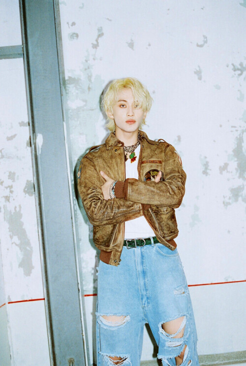 -5--Golden-Hour--MARK--SM-STATION-NCT-LAB-689x10242324a69d309f280c.jpg