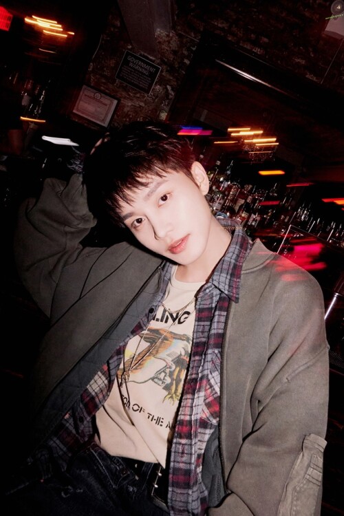 -TAEIL--4-Golden-Age--NCT2b9d4416f6331bb4.jpg