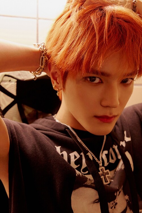 -TAEYONG--4-Golden-Age--NCT5e4a5875844aa60b.jpg