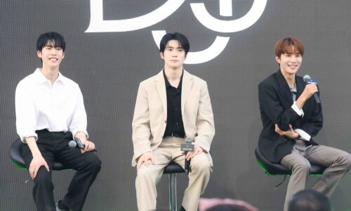 NCT-DOJAEJUNG--4--_NCT-DOJAEJUNG-THE-1ST-MINI-ALBUM-_PERFUME_-ALBUM-SIGN-EVENT-IN-BANGKOK_-1024x615d38d9815bddcb2d5.jpg