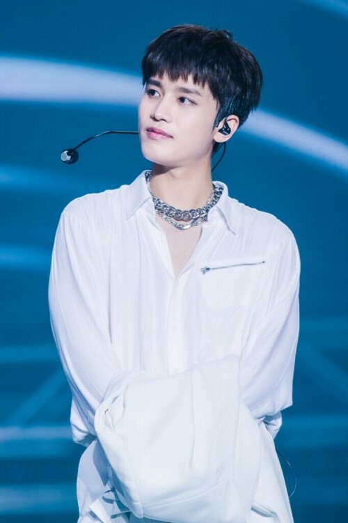 TAEIL--2--NCT-127-2ND-TOUR-NEO-CITY-BANGKOK--THE-LINK-682x10244fab7fd49680f330.jpg