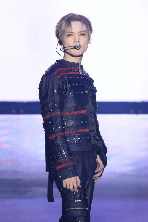 CHENLE--2-2024-NCT-DREAM-WORLD-TOUR-_THE-DREAM-SHOW-3-_-DREAM-SCAPE_-in-BANGKOK1aacb989b80aaa46.jpg
