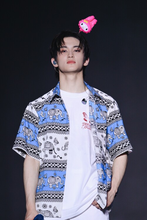 MARK--6-2024-NCT-DREAM-WORLD-TOUR-_THE-DREAM-SHOW-3-_-DREAM-SCAPE_-in-BANGKOK2477ae698493452b.jpg
