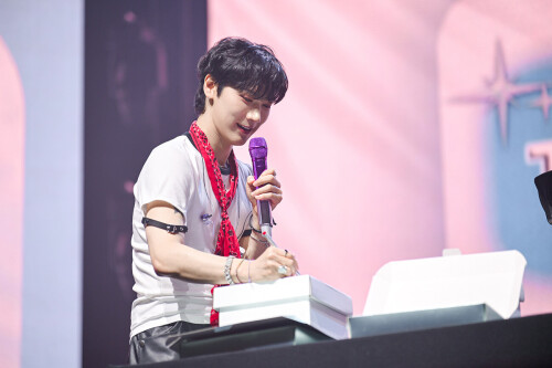 BANOBAGI--x-TEN-NCT-17c7b836d71092cf9c.jpg