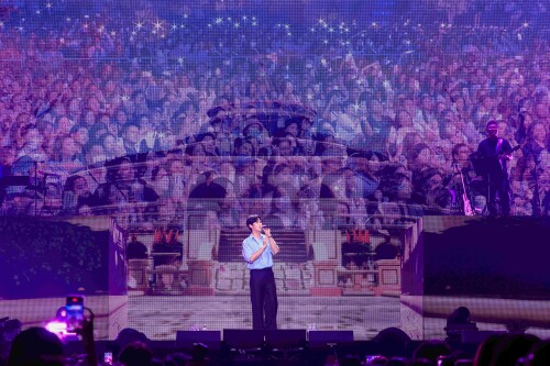 KimSooHyun54eb17b88f9ba278f.jpg