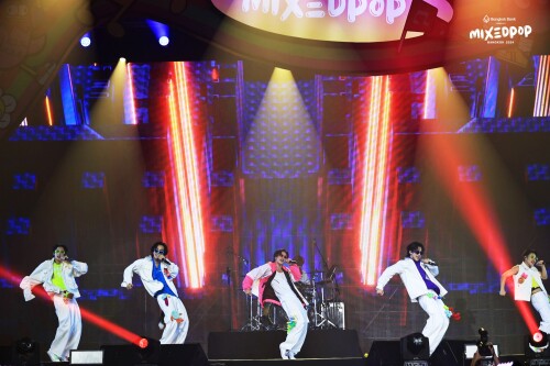 Mixedpop_63efe127bb1eb042c3.jpg