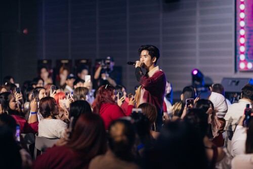 NEVONE-FAN-MEETING-1481be94d2492d8e35.jpg