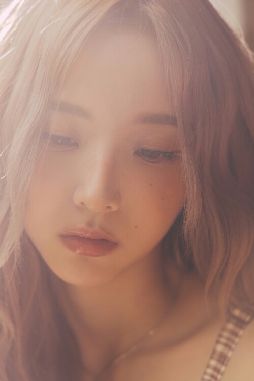 Nene_-Gone_MV1150eccf8b2724f58.jpg