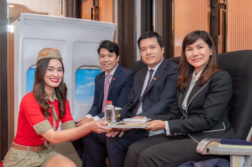 CP-x-VietJet-Air-_54708e9b34d94145b.jpg