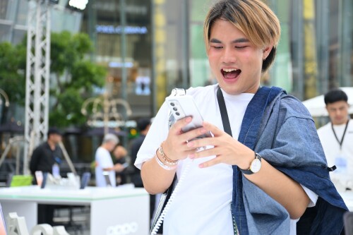 OPPO_Boost-Your-Dreams-Together-12fc27158e04a676e9.jpg