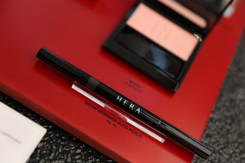 HERA-Brow-Designer-Auto-Pencil5b0b192a0334fb04.jpg
