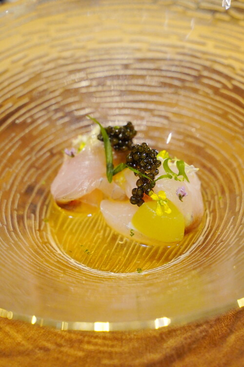 2-Hay-Smoked-Wet-Aged-Seabasse481e16e652d034e.jpg