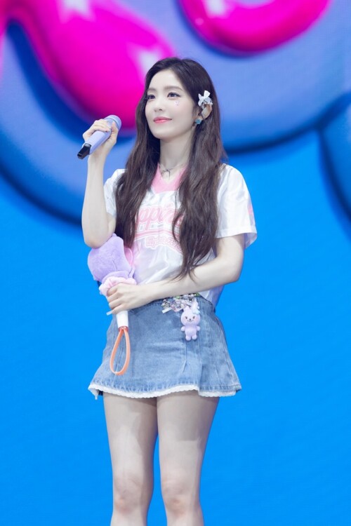 IRENE--4-2024-Red-Velvet-FANCON-TOUR-HAPPINESS-My-Dear-ReVe1uv-in-BANGKOK956b5da991ac13b9.jpg
