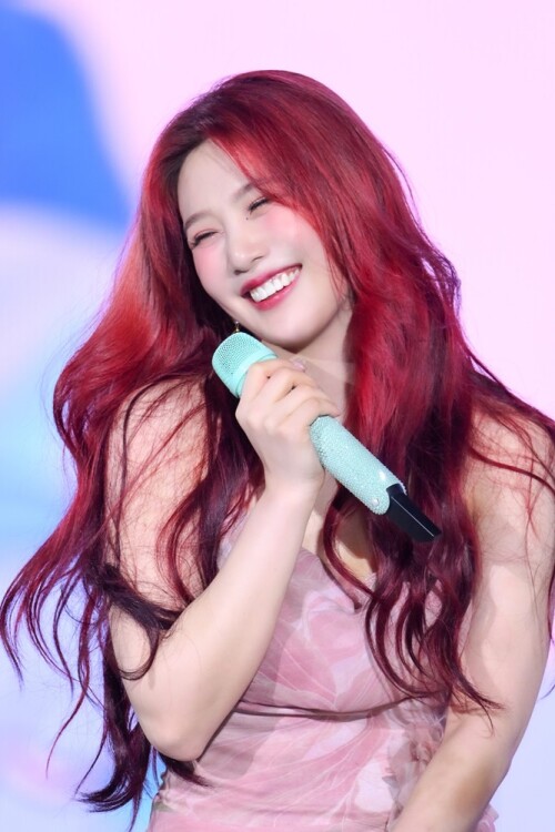 JOY--3-2024-Red-Velvet-FANCON-TOUR-HAPPINESS-My-Dear-ReVe1uv-in-BANGKOK57c4d522d262e702.jpg