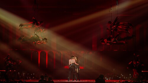 Billkin-_-PP-Krit-DOUBLE-TROUBLE-CONCERT-Presented-by-The-Concert-Application-_017_021d343f246cb89a5.jpg