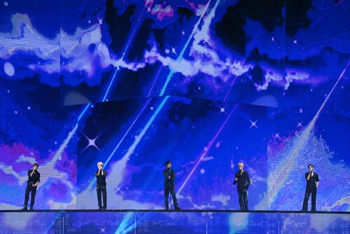 -1-2024-WayV-CONCERT-ON-THE-Way-IN-SHANGHAIe26a57613251f0cd.jpg