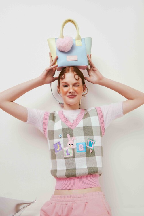 003-Jelly-Bunny-Fall-Winter-2024_0e47b852248340ff7.jpg